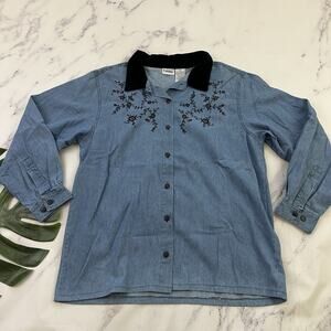 Capacity Womens Vintage Denim Shirt Size L Blue Black Floral Embroidered Velvet